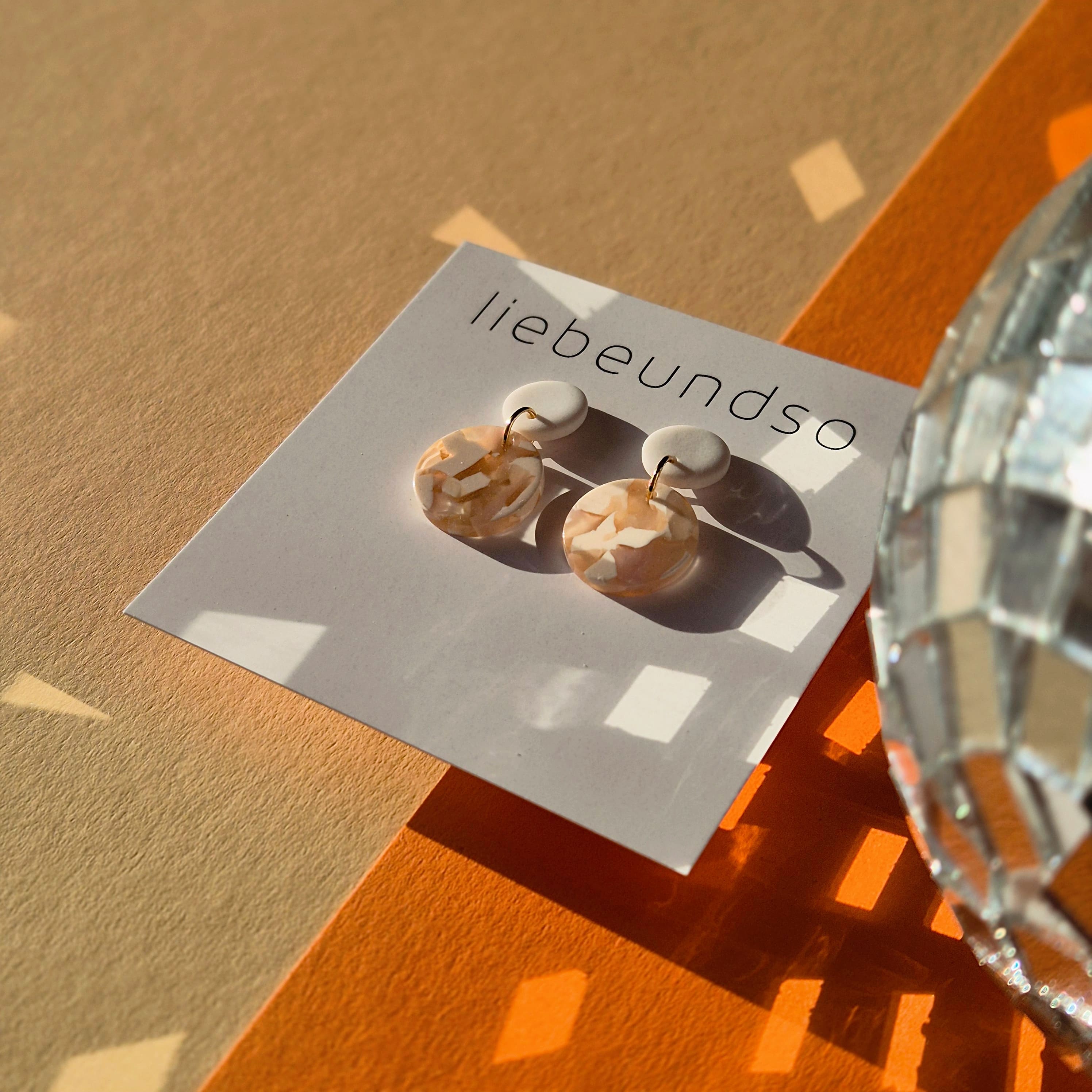 white shine Ohrringe