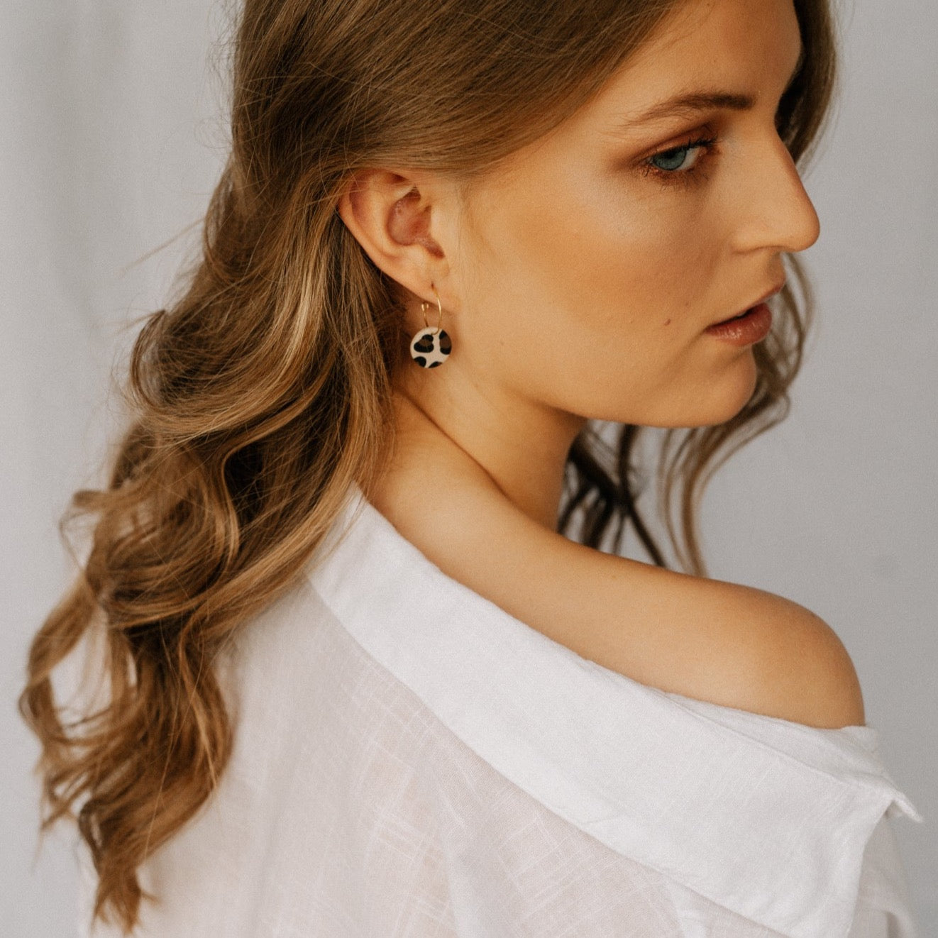 Mini Leo Hoops